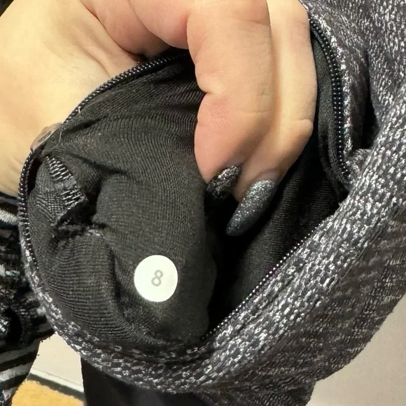 Lululemon 14 zip grey sweater size 8 - Picture 5 of 5